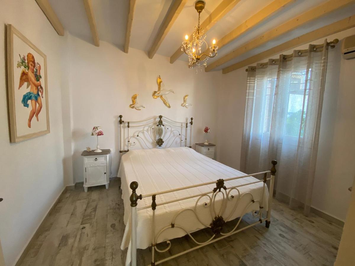 Petridi Maria Suites & Apartments Skála Eksteriør billede